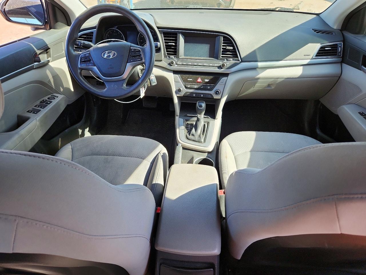 Hyundai ELANTRA Sel