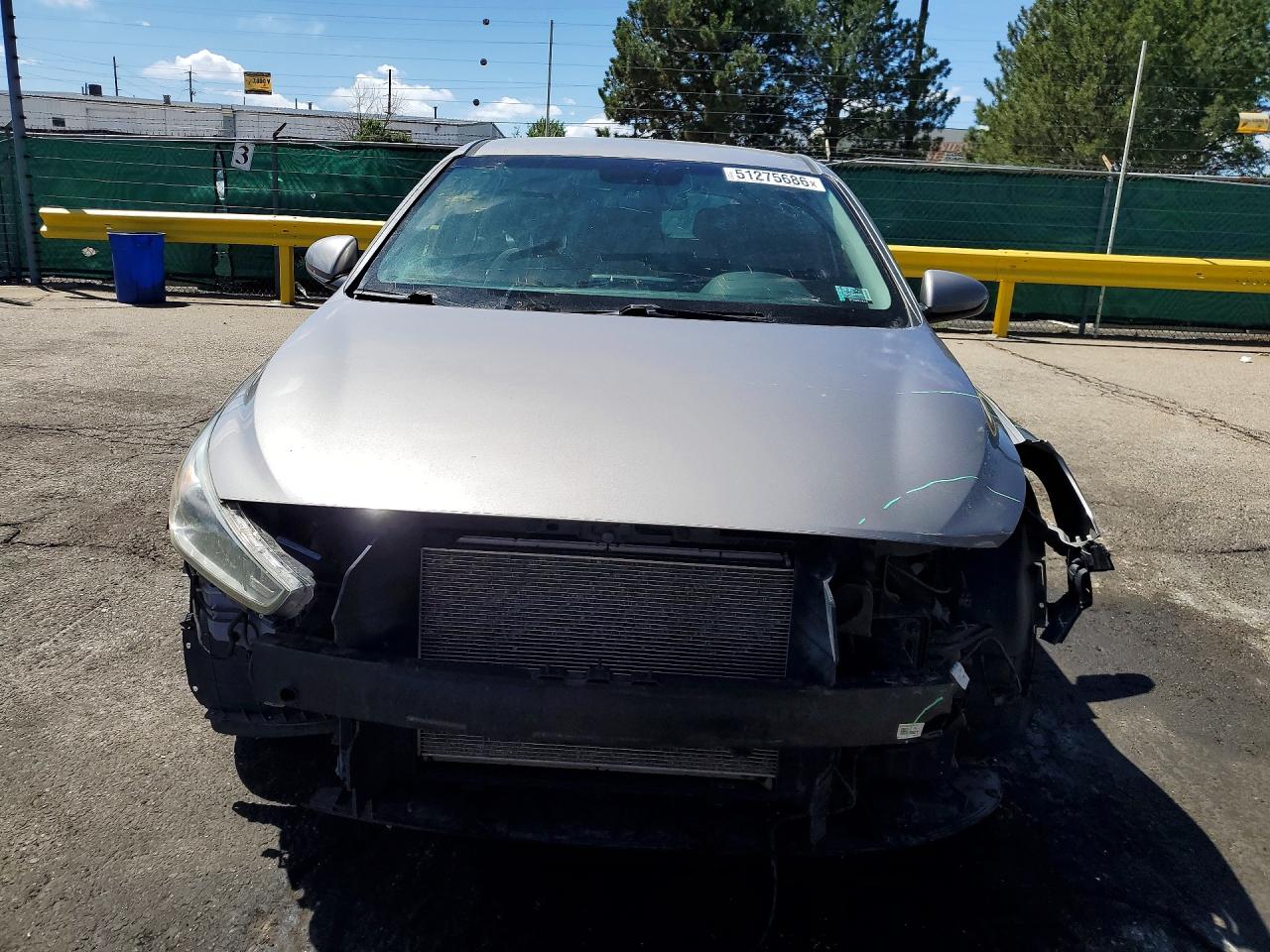 Hyundai ELANTRA Base