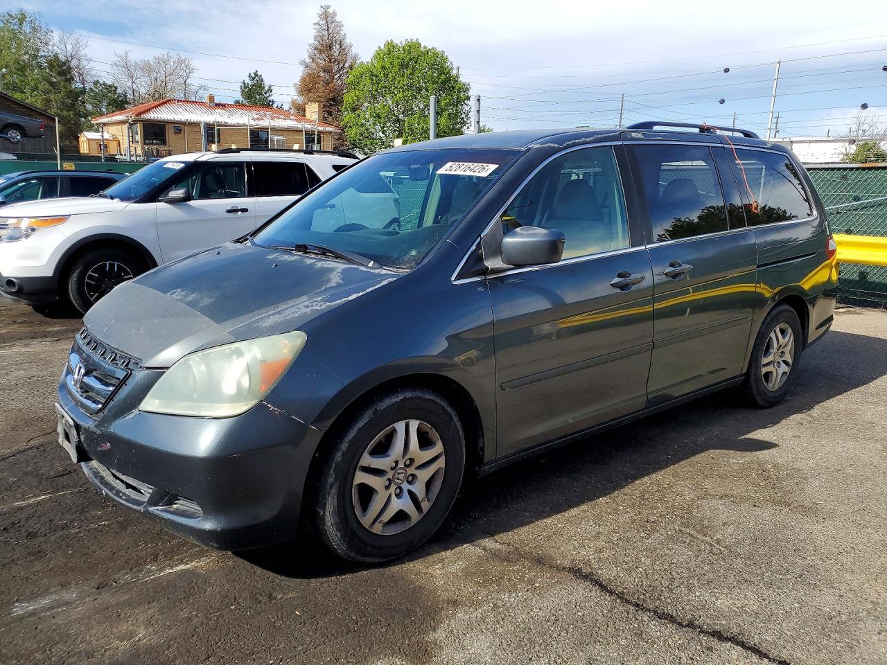 Salvage Honda Odyssey Image