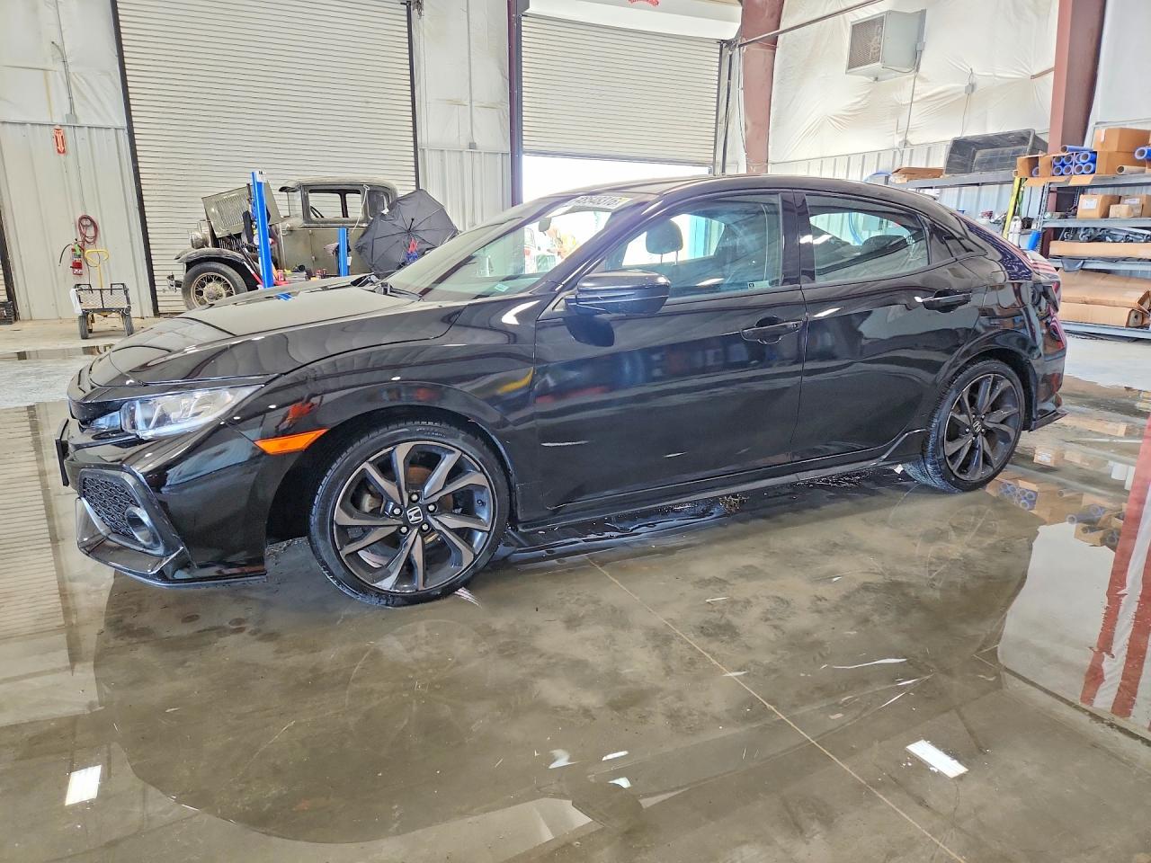 Salvage Honda Civic Image