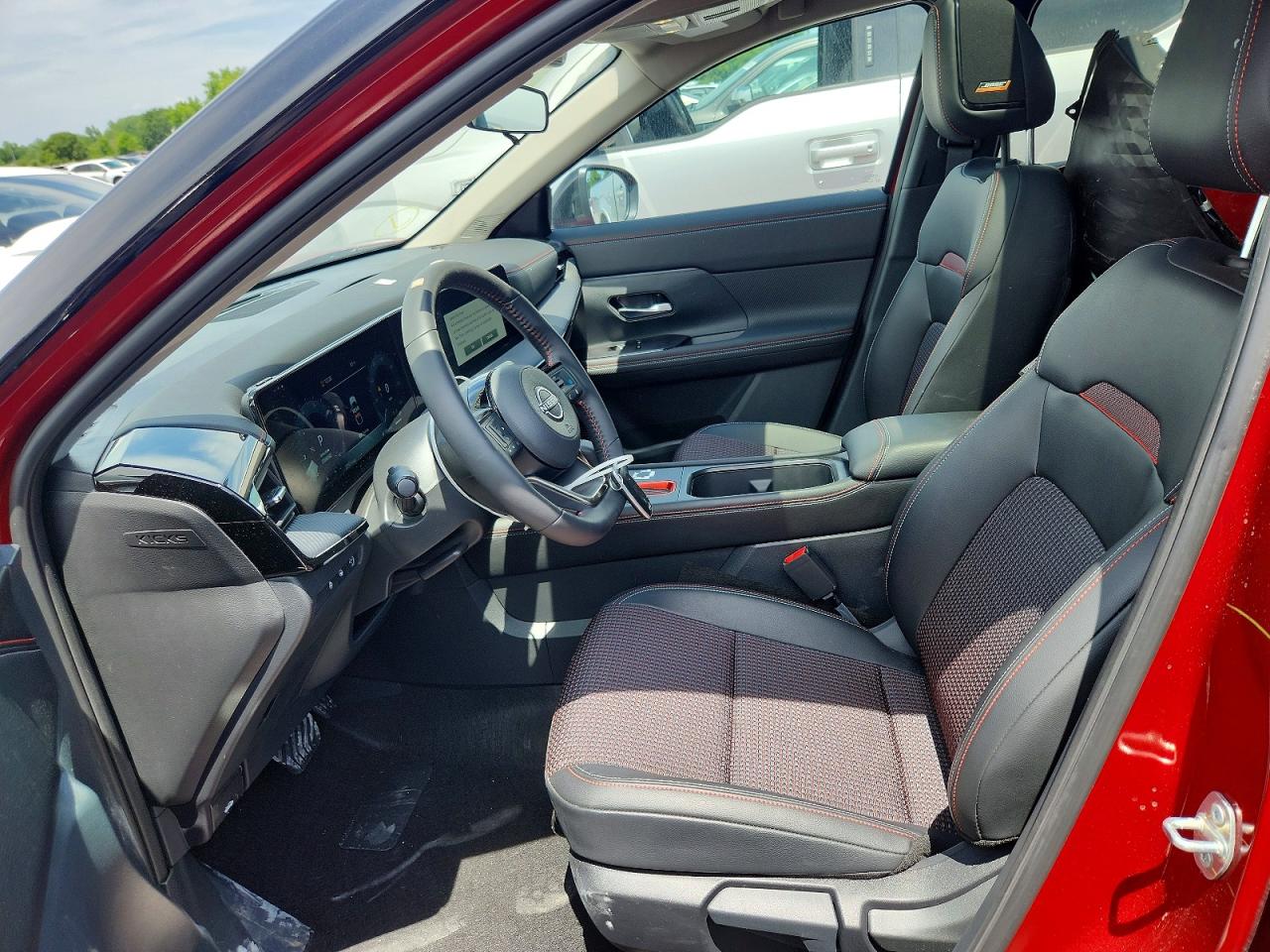 Nissan Kicks Sr