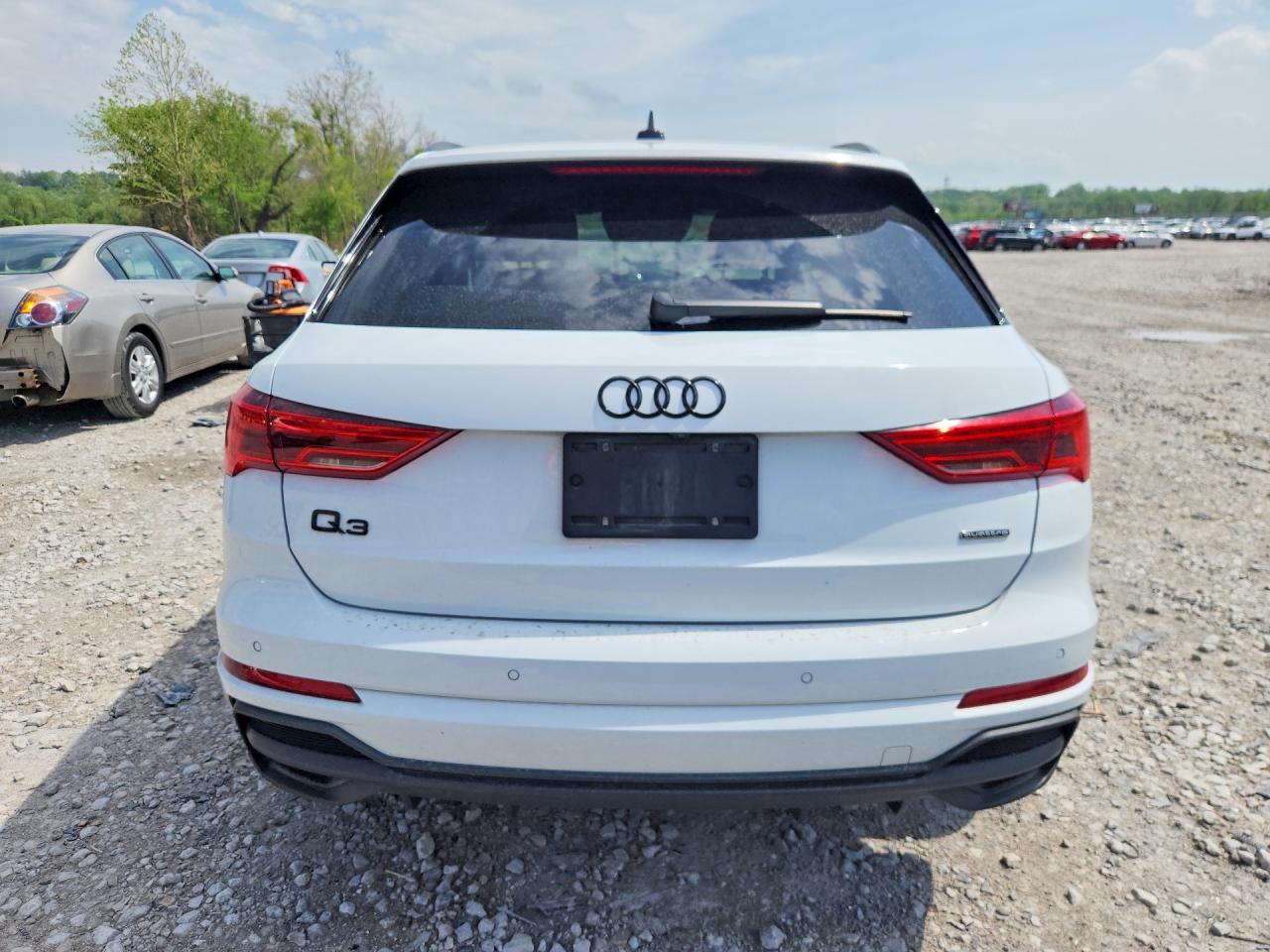 Audi Q3 Premium Plus S Line 45