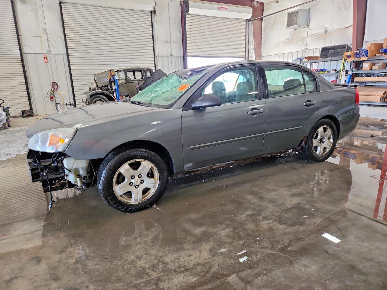 Salvage Chevrolet Malibu Image