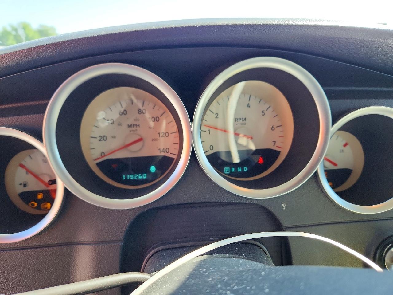 Dodge Charger Se