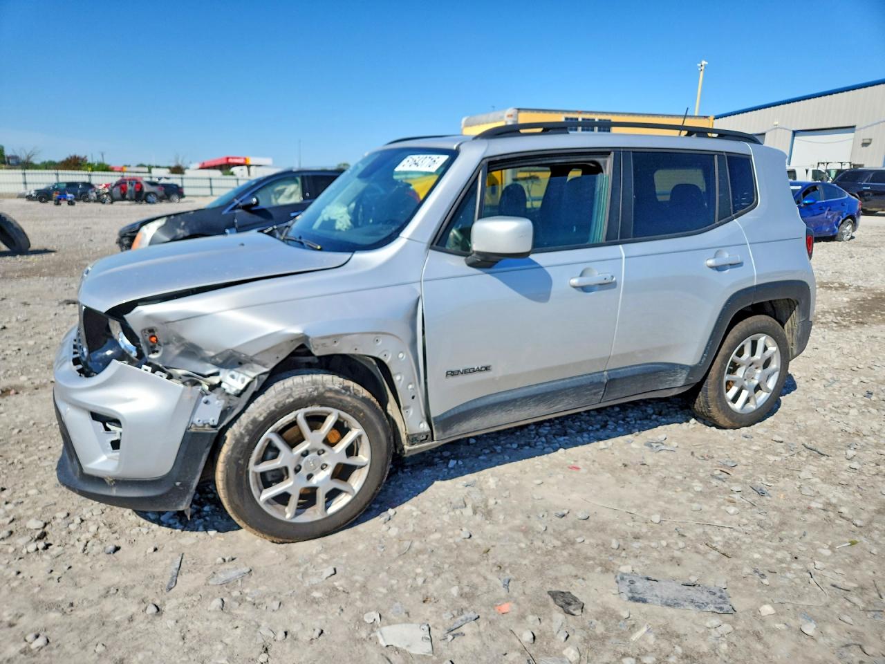 Salvage Jeep Renegade Image