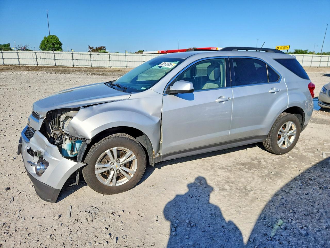 Salvage Chevrolet Equinox Image