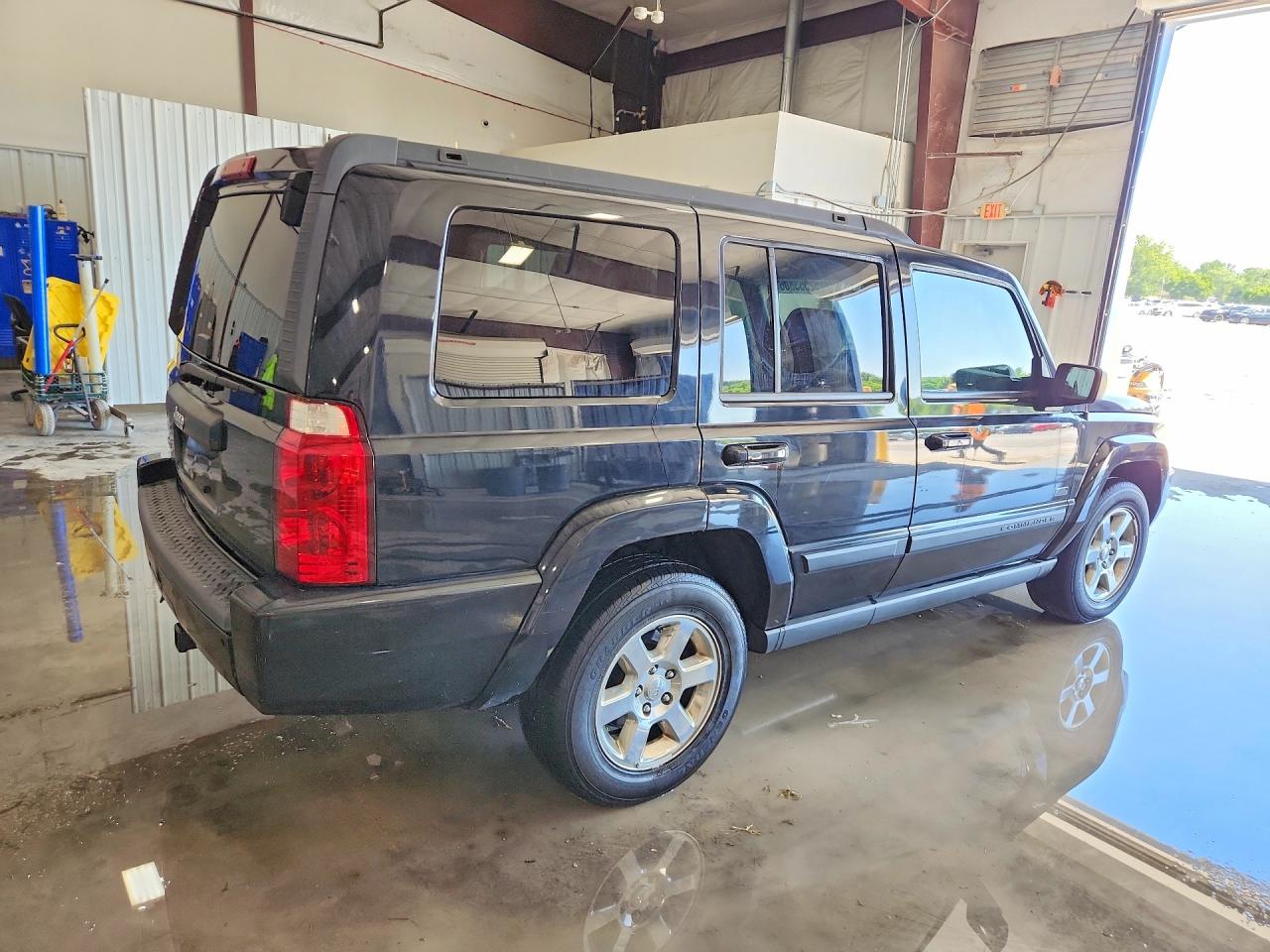 Jeep Commander