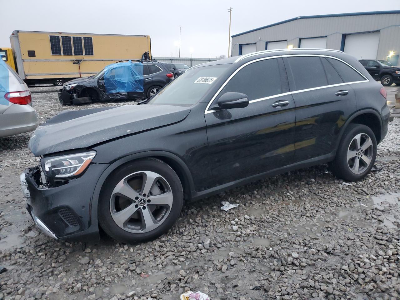 Salvage Mercedes-Benz GLC Image