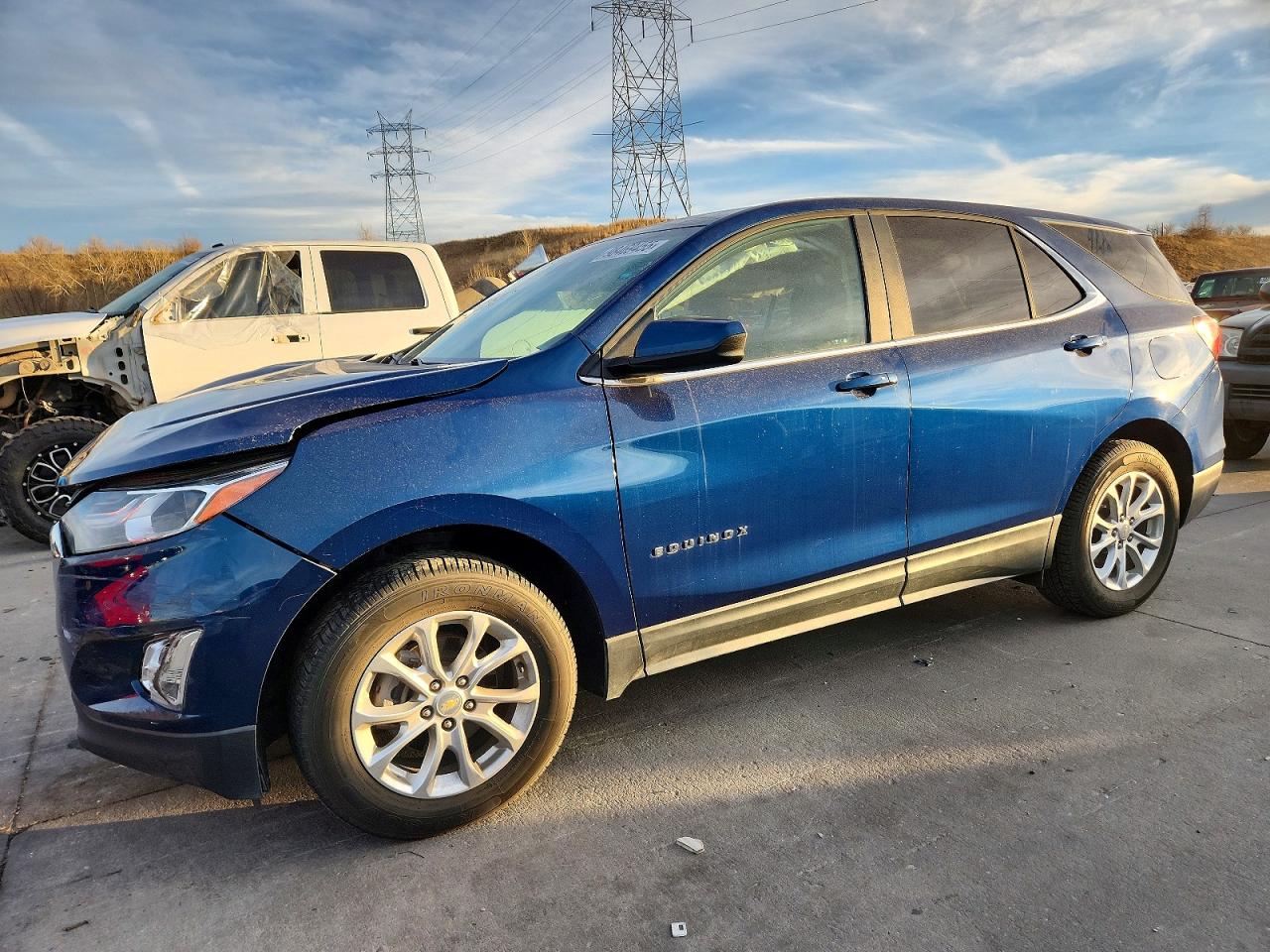 Salvage Chevrolet Equinox Image