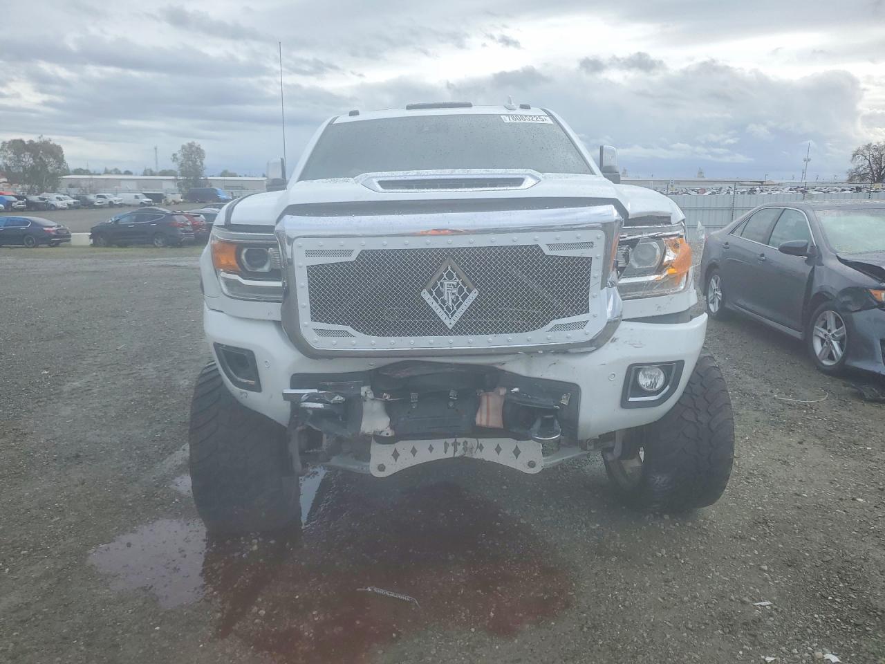 GMC Sierra K2500 Denali