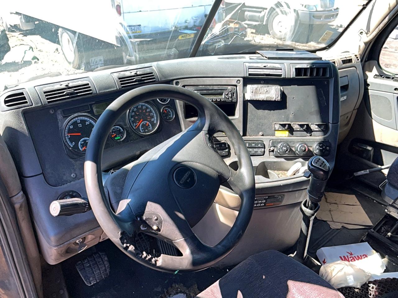 Freigliner Cascadia 125