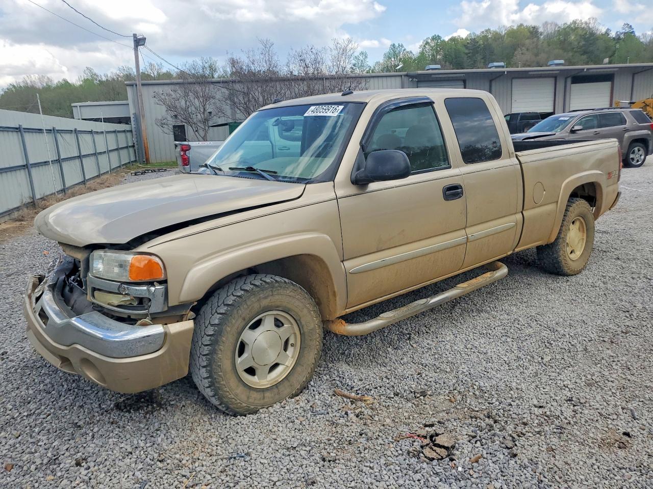 Salvage GMC Sierra Image