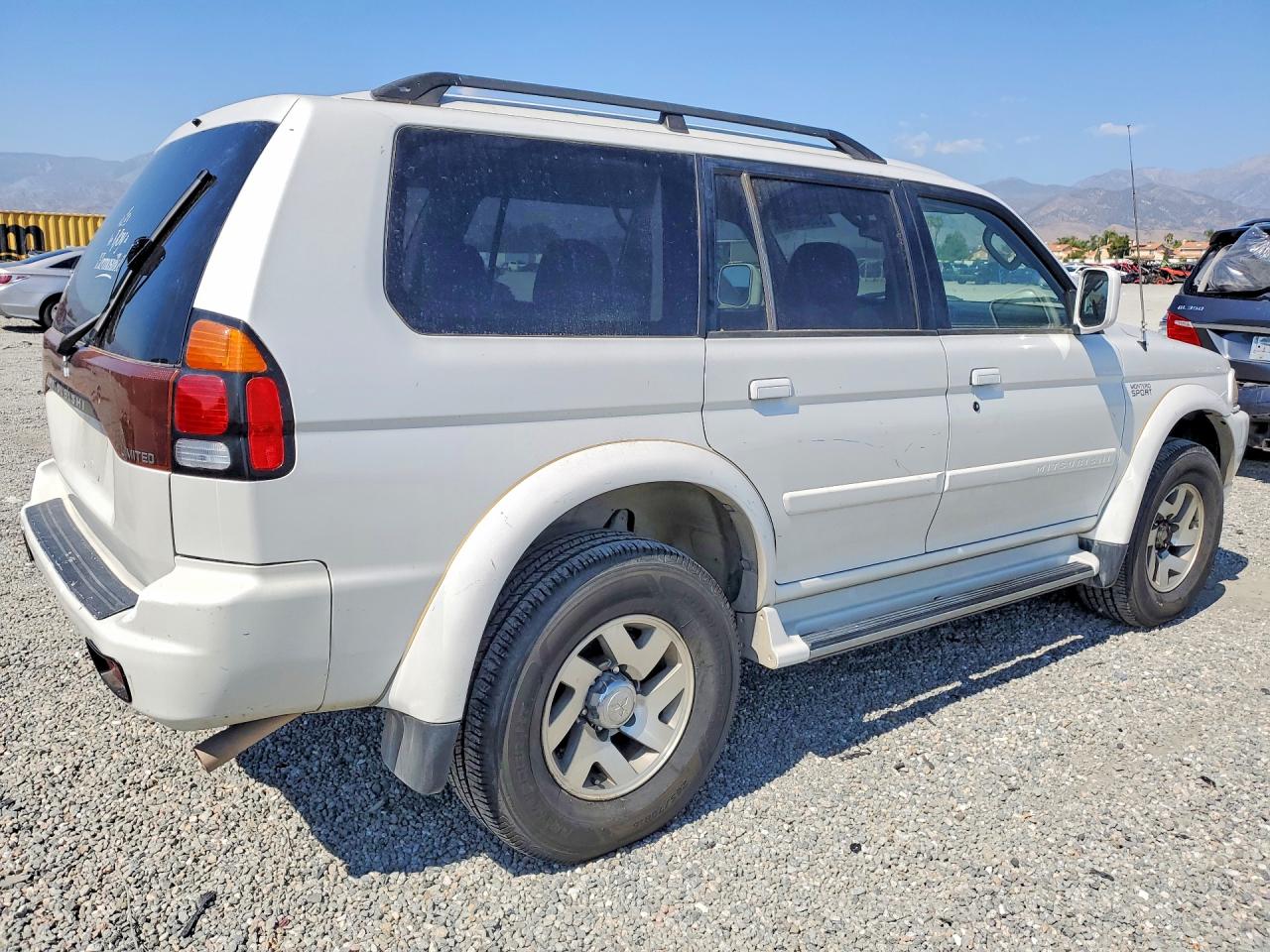 Mitsubishi Montero Sport Limited