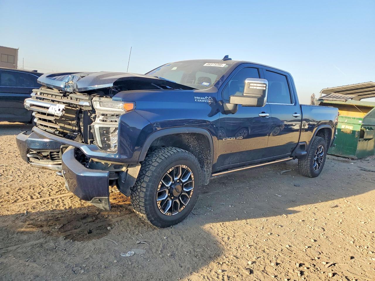 Salvage Chevrolet Silverado Image