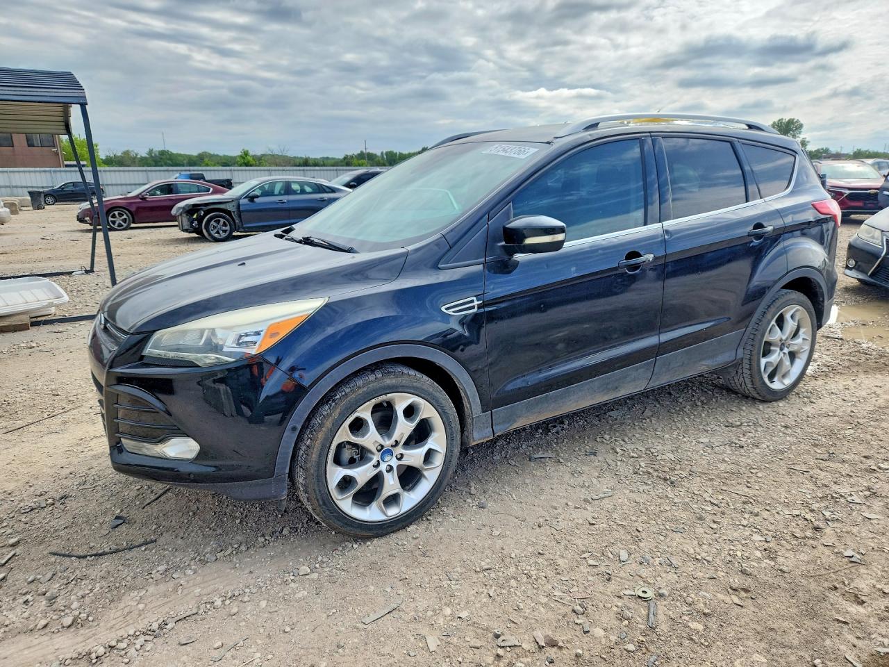 Salvage Ford Escape Image