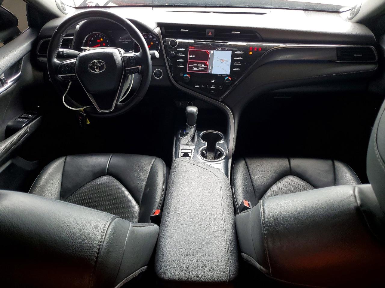 Toyota Camry Xse