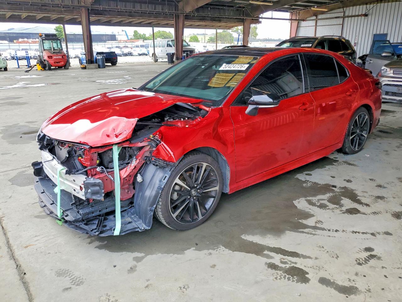 Salvage Toyota Camry Image