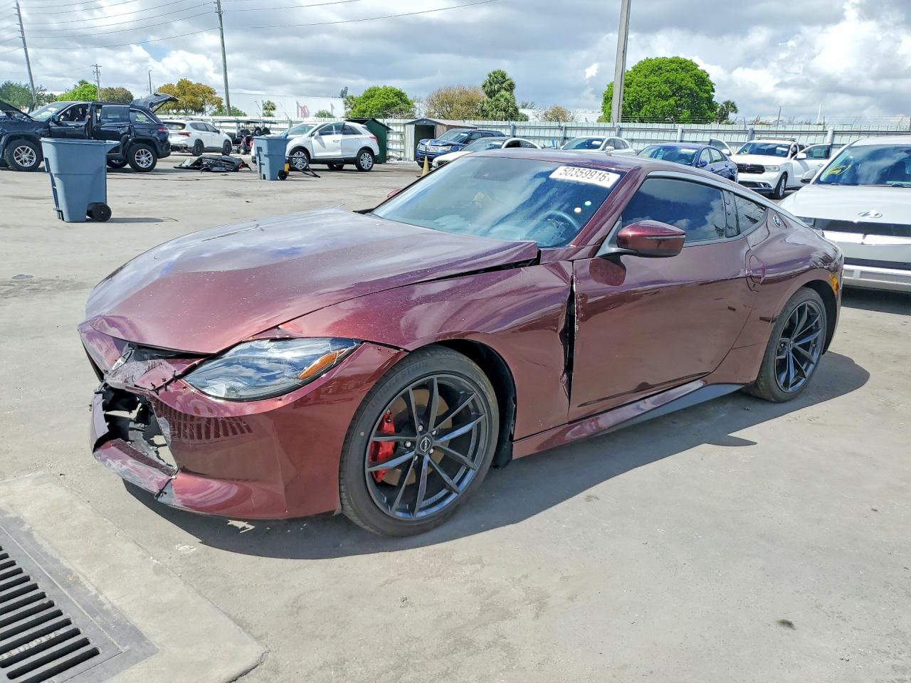 Salvage Nissan Z Image