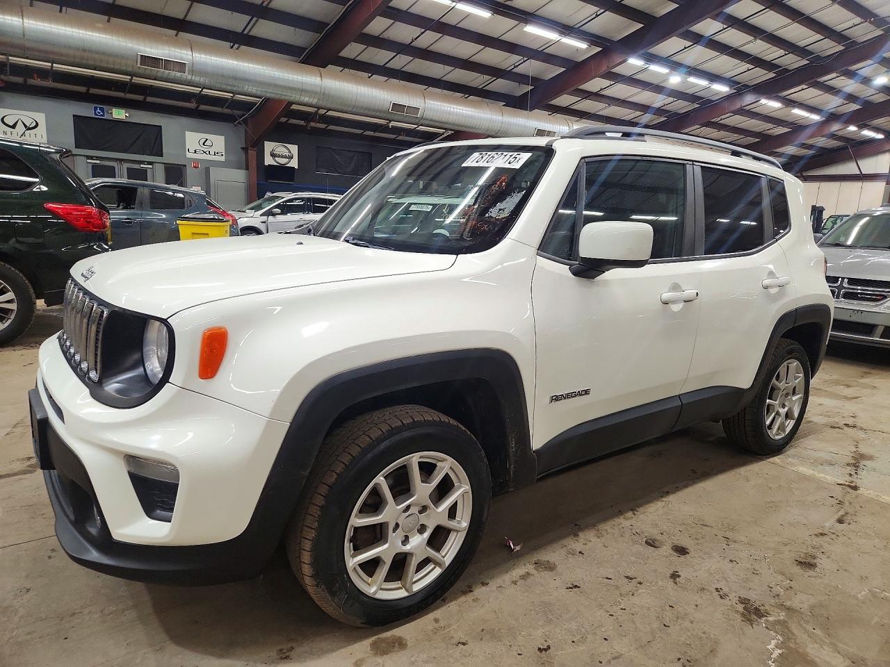 Salvage Jeep Renegade Image
