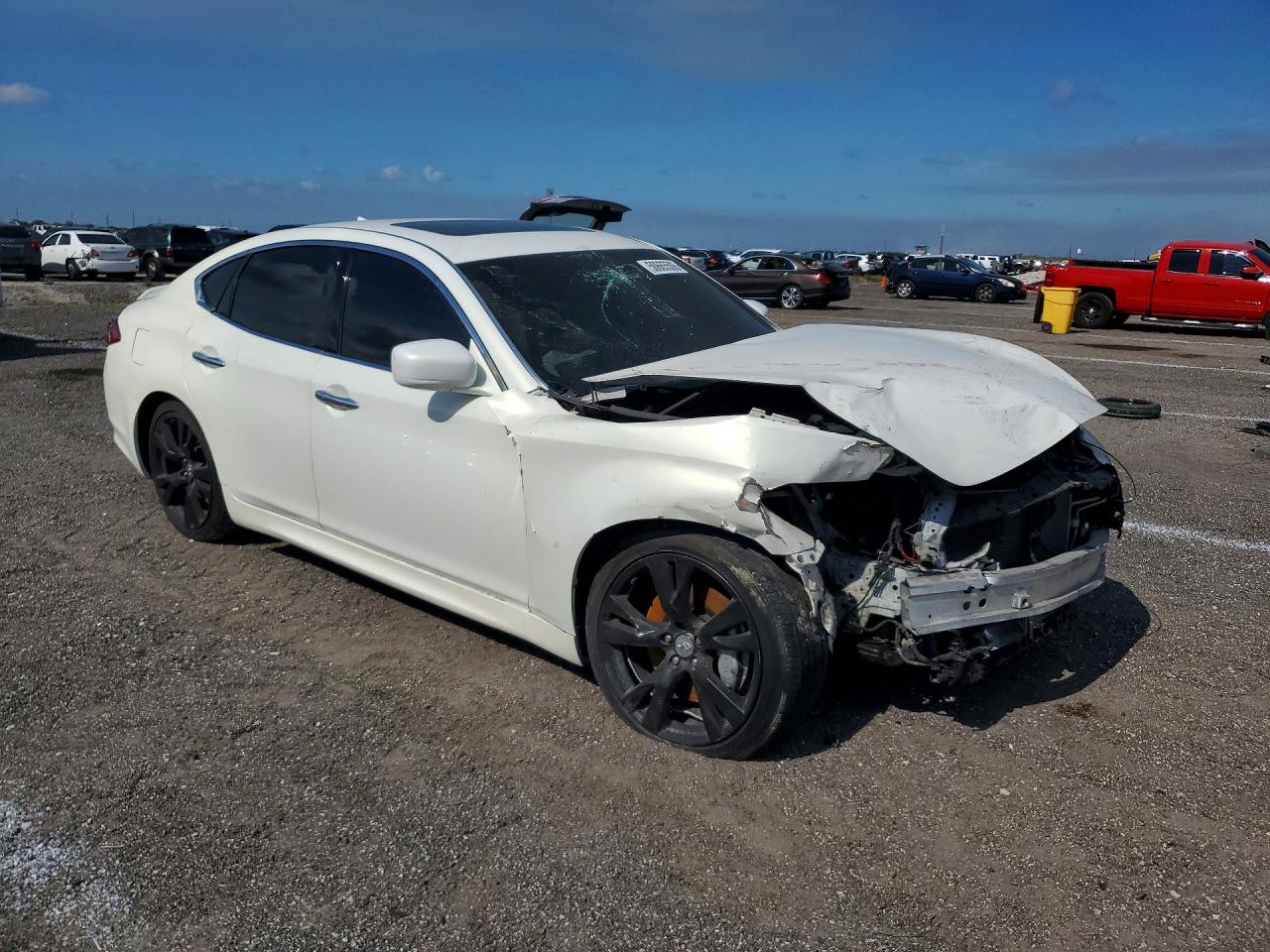 INFINITI M37 X
