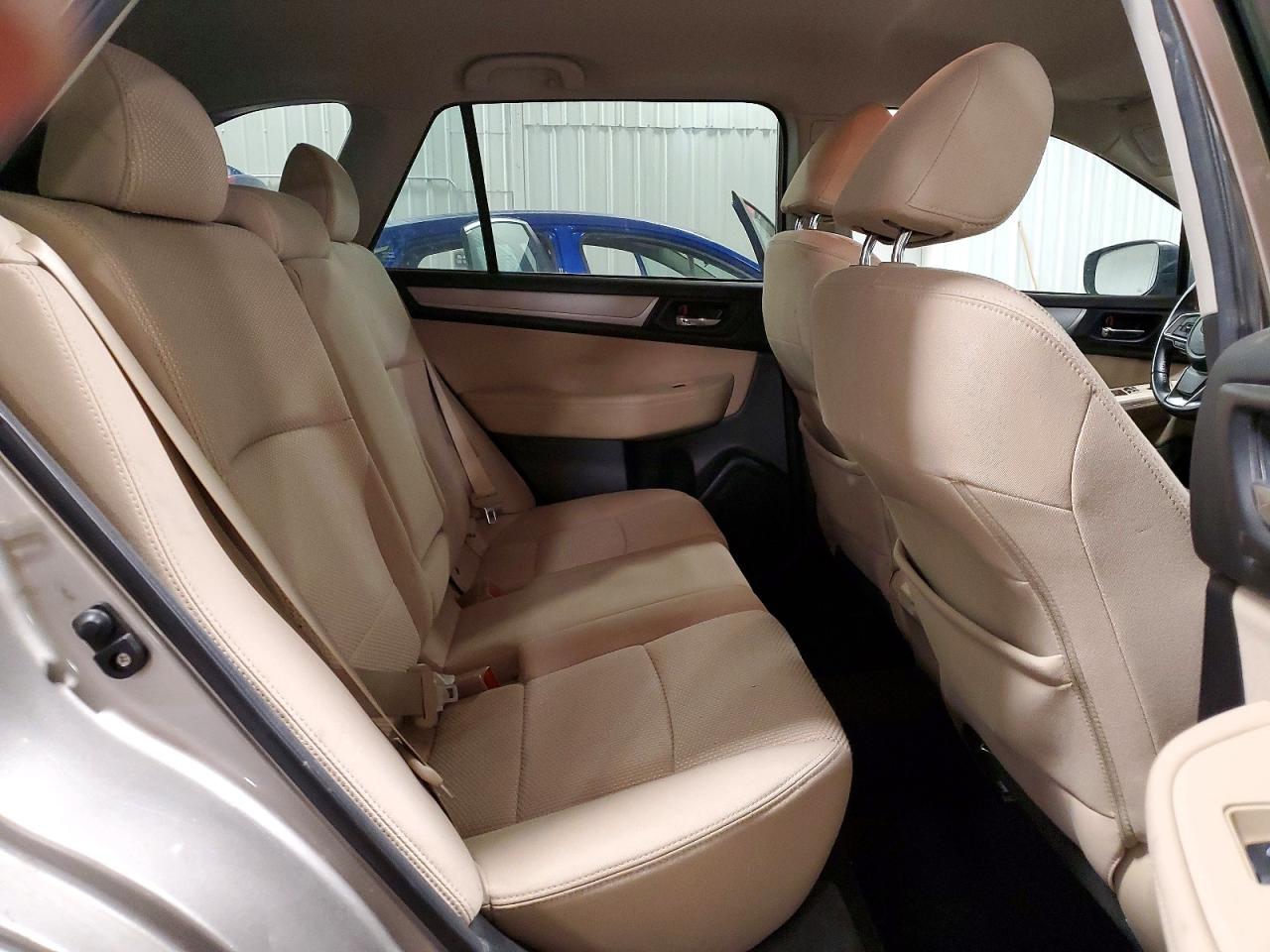 Subaru Outback 2.5i Premium