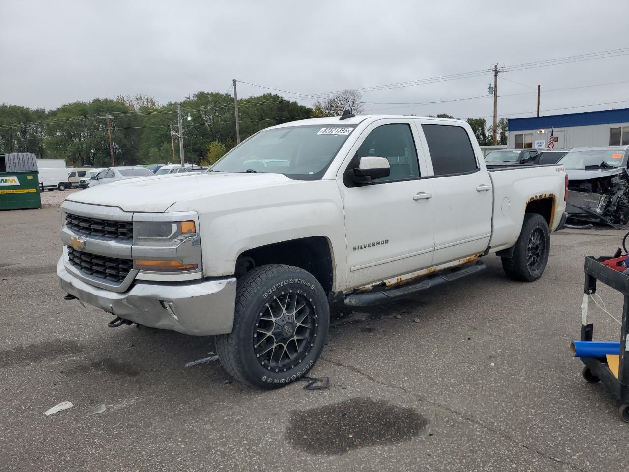 Salvage Chevrolet Silverado Image