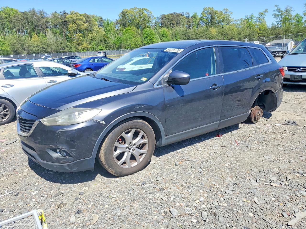 Salvage Mazda Cx Image