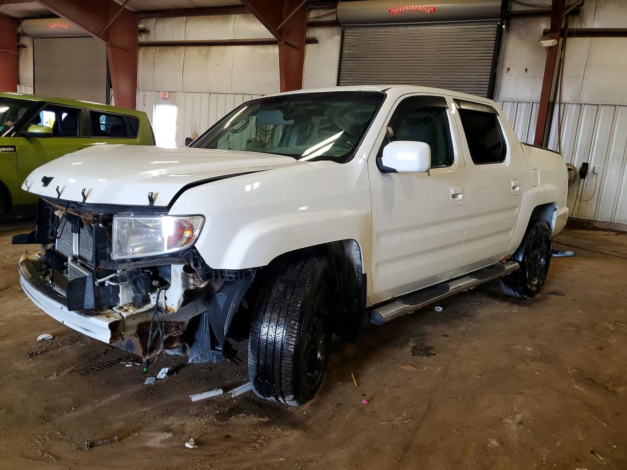 Salvage Honda Ridgeline Image