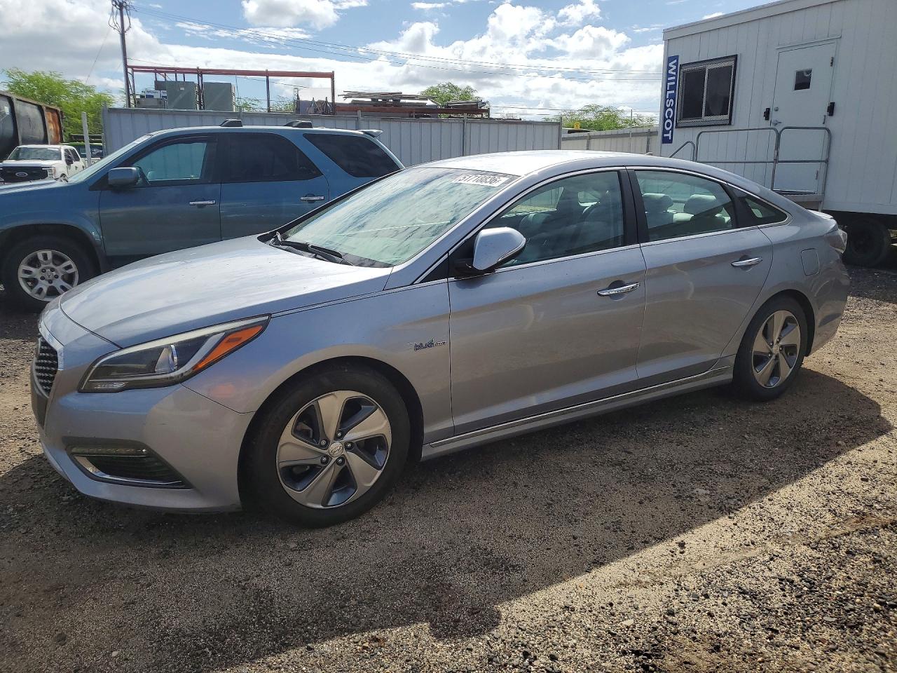 Salvage Hyundai SONATA Image