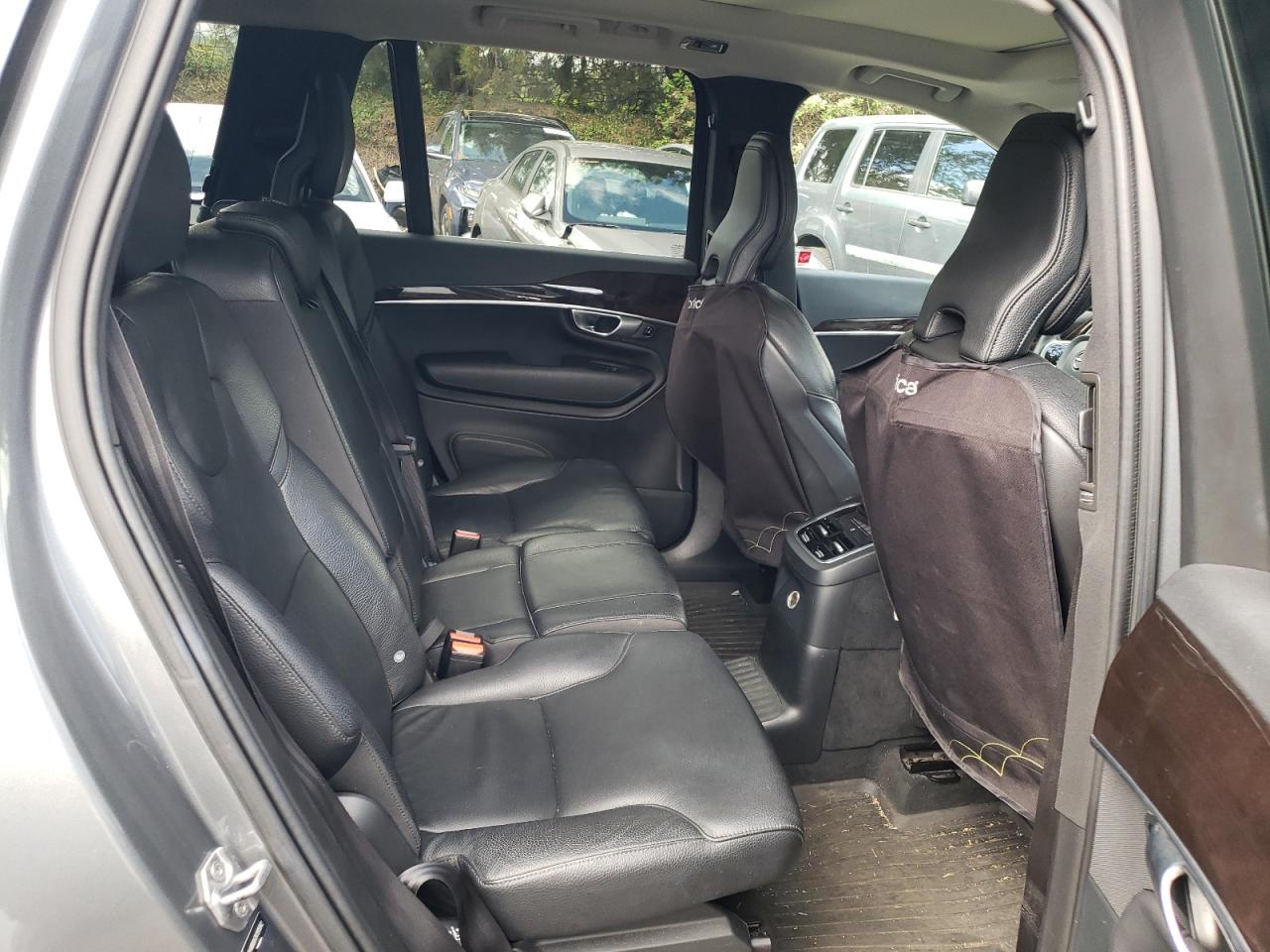 Volvo XC90 T8 Momentum