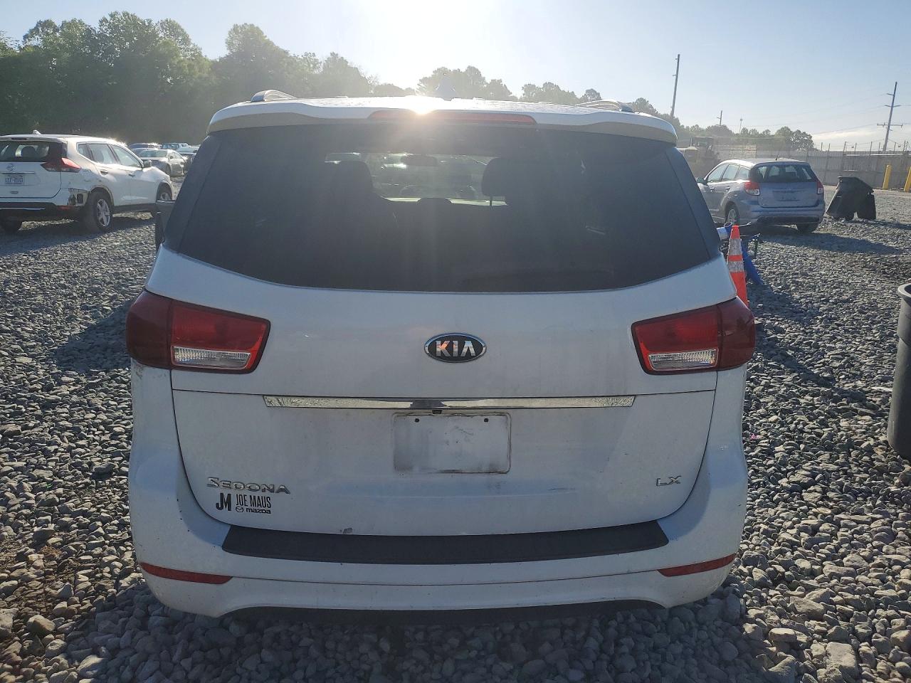 Kia Sedona Lx