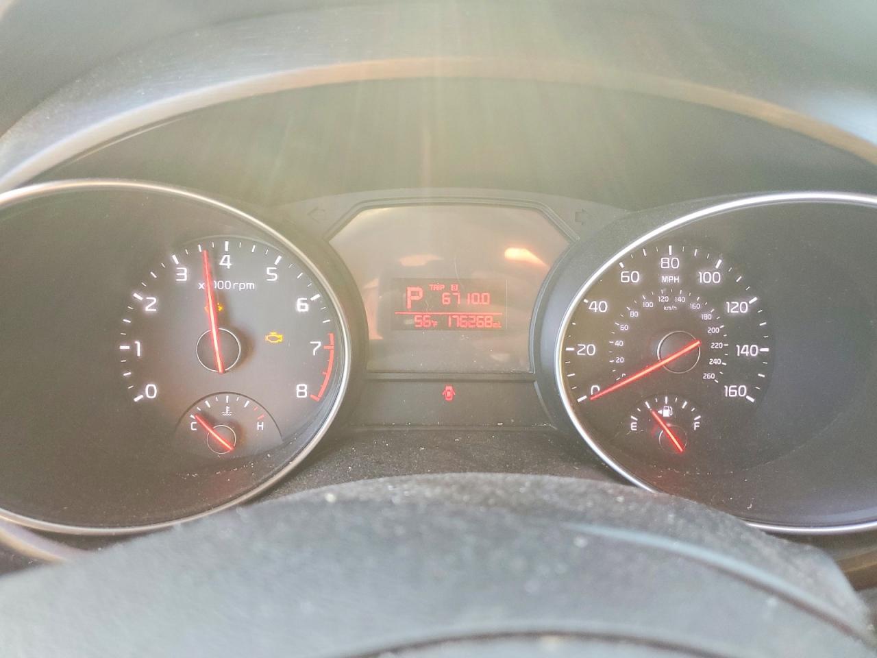 Kia Sedona Lx