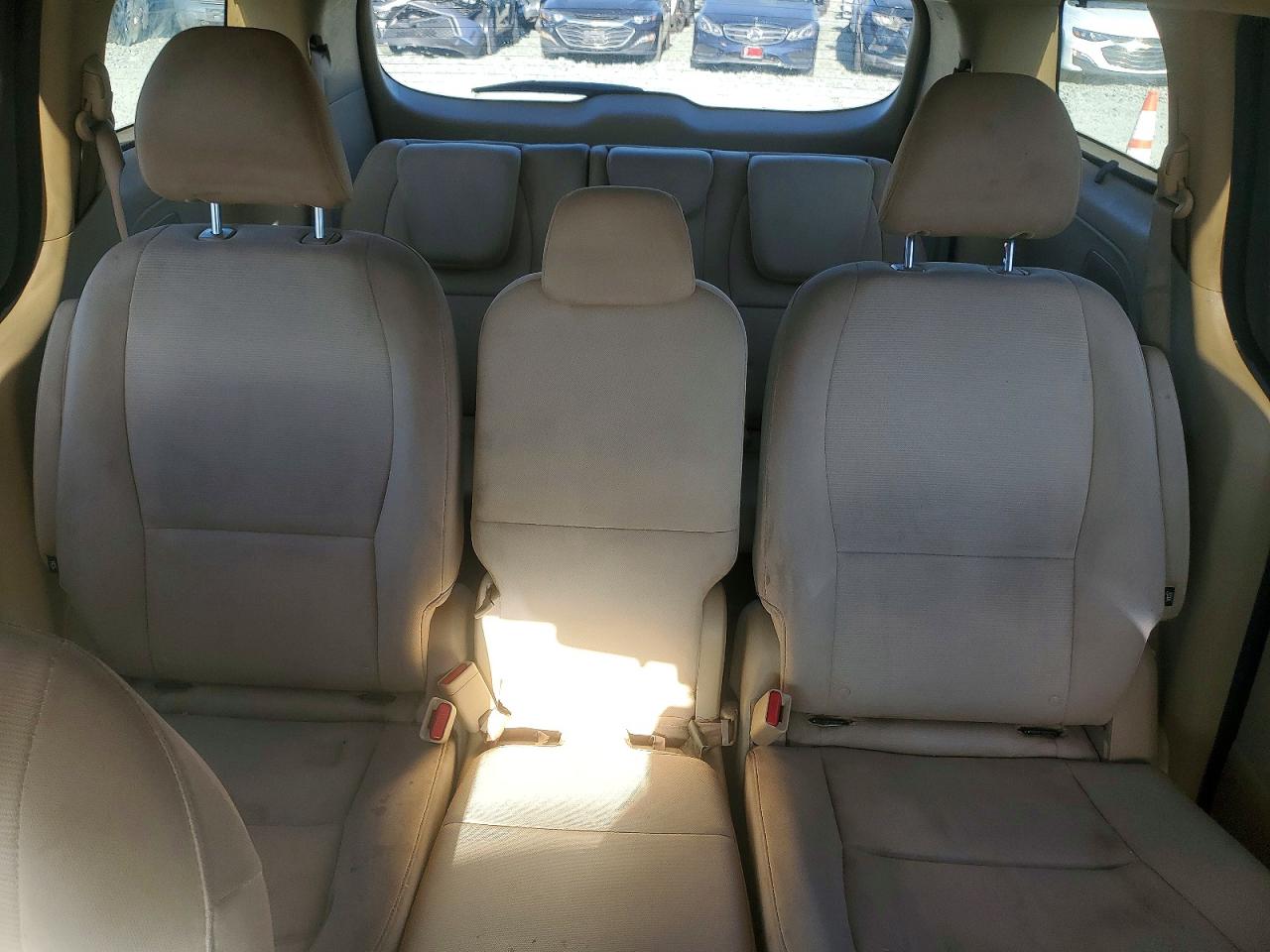 Kia Sedona Lx