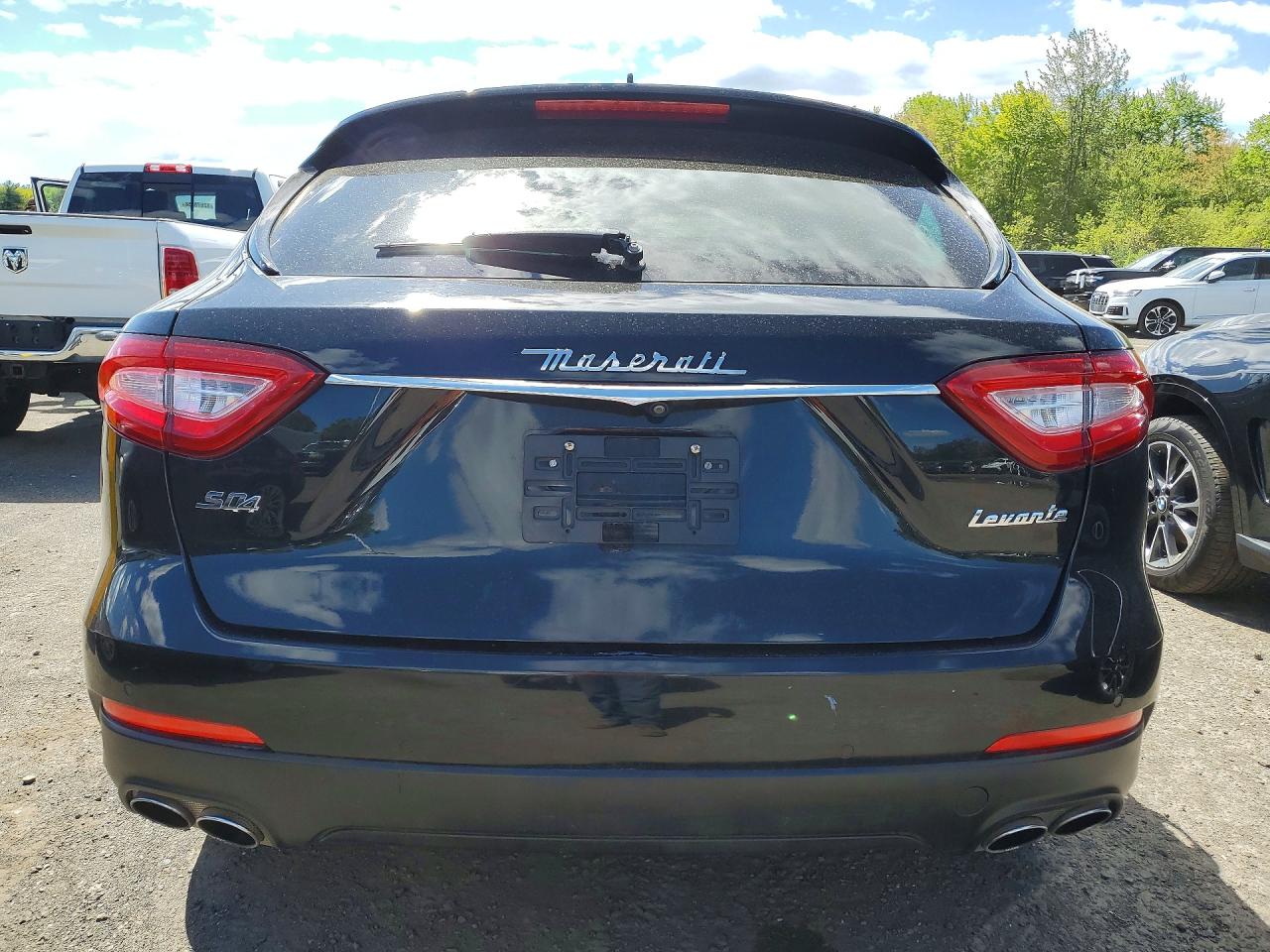 Maserati Levante S