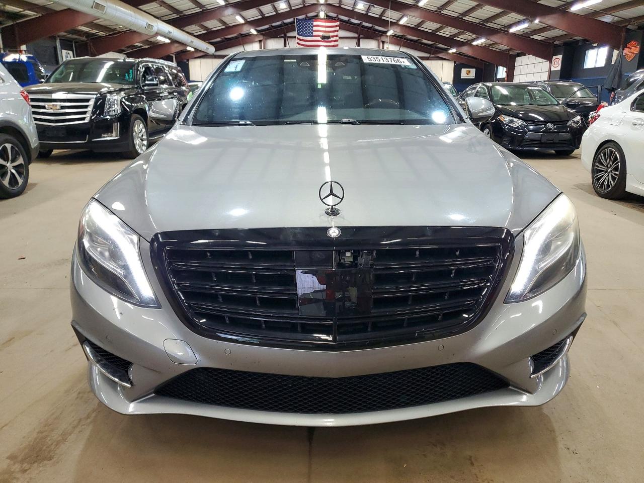 Mercedes-Benz S-Class 550 4matic