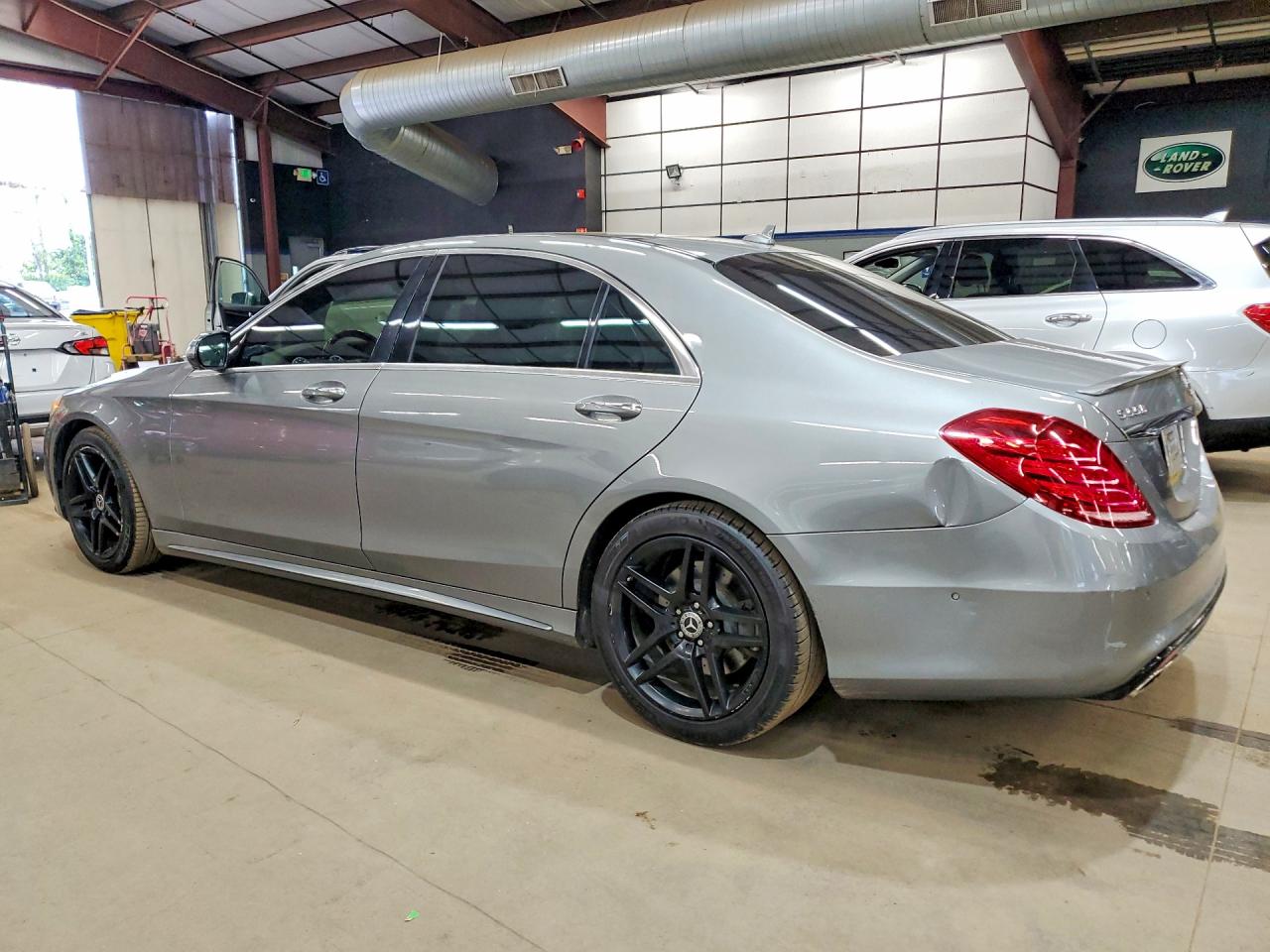 Mercedes-Benz S-Class 550 4matic