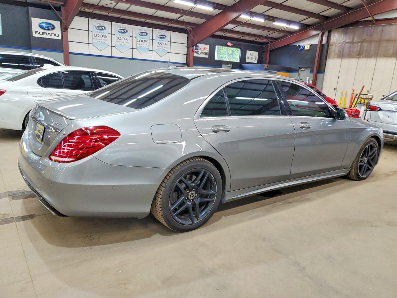 Mercedes-Benz S-Class 550 4matic