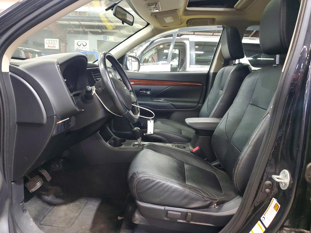 Mitsubishi Outlander Se