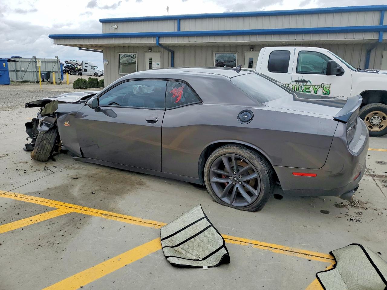 Dodge Challenger R