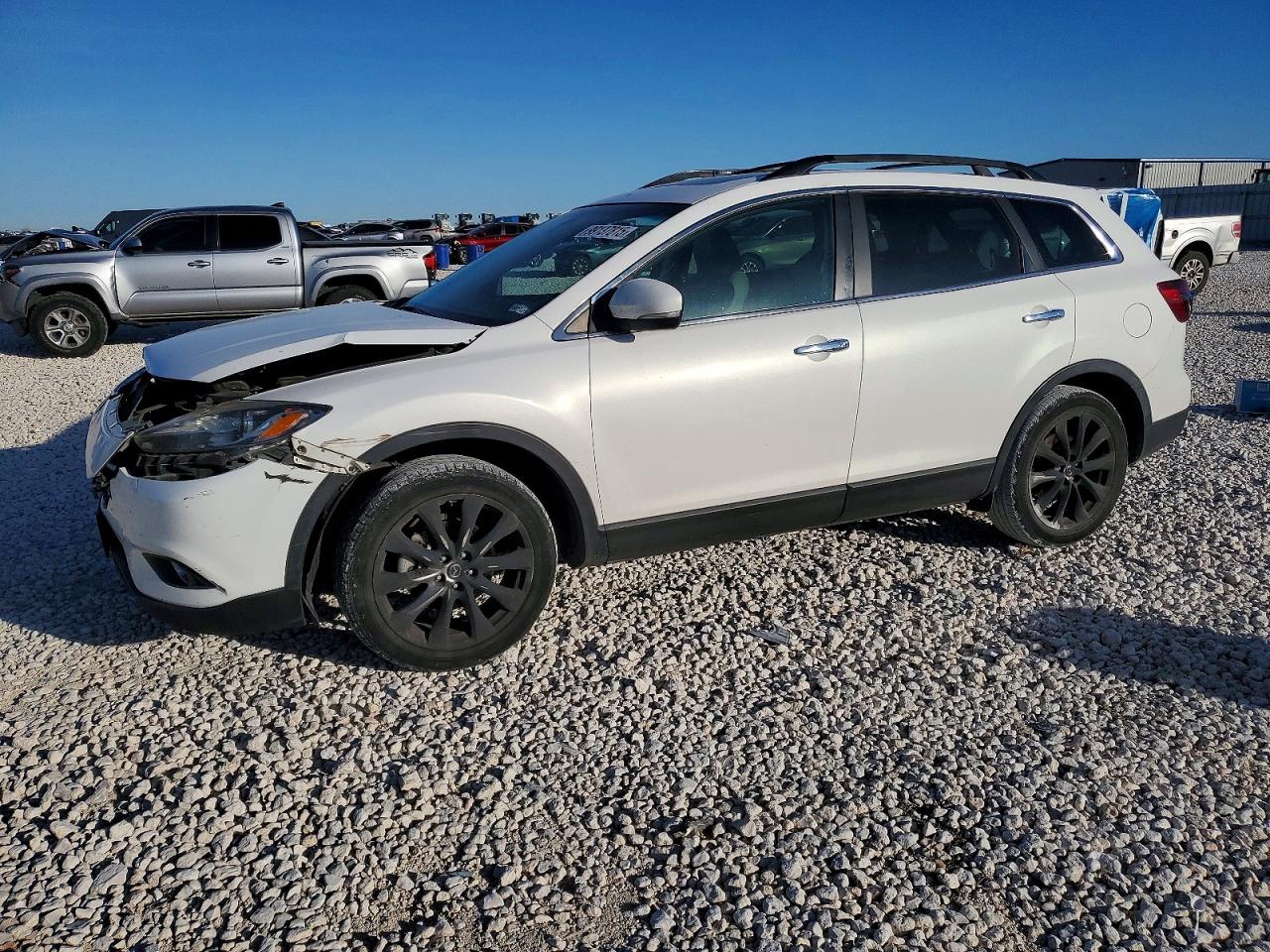Salvage Mazda Cx Image