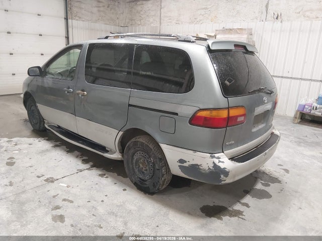 Toyota Sienna Xle