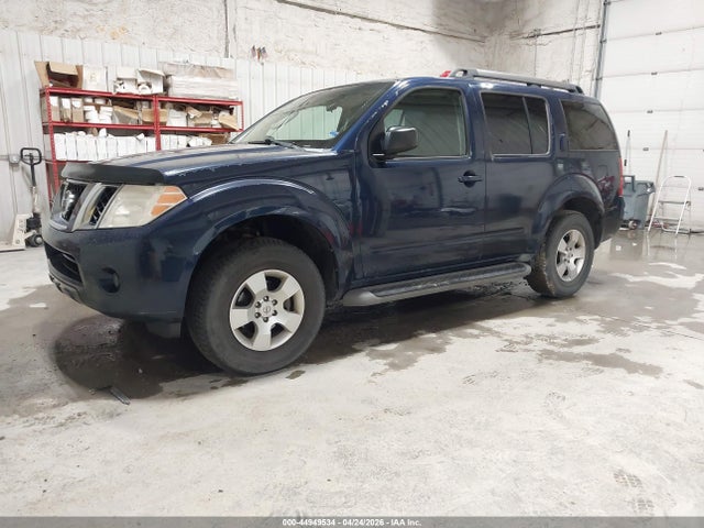 Nissan Pathfinder S