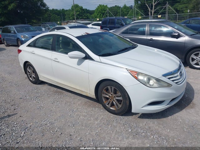 Salvage Hyundai SONATA Image