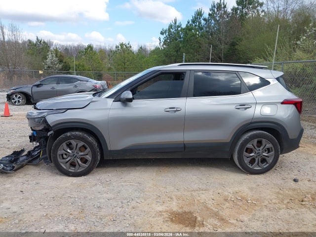 Kia Seltos S