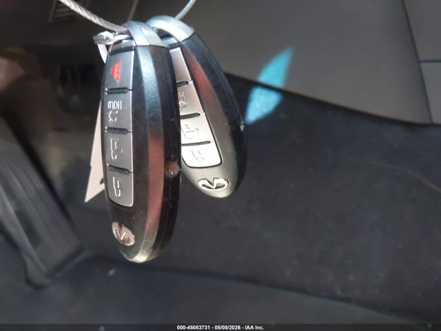 INFINITI G37 Journey