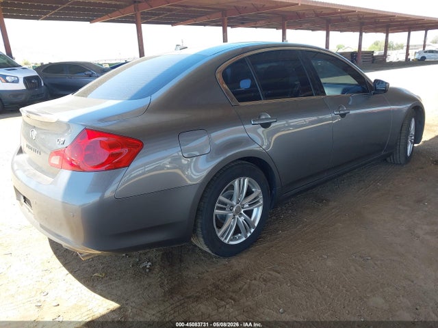 INFINITI G37 Journey