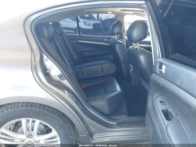 INFINITI G37 Journey