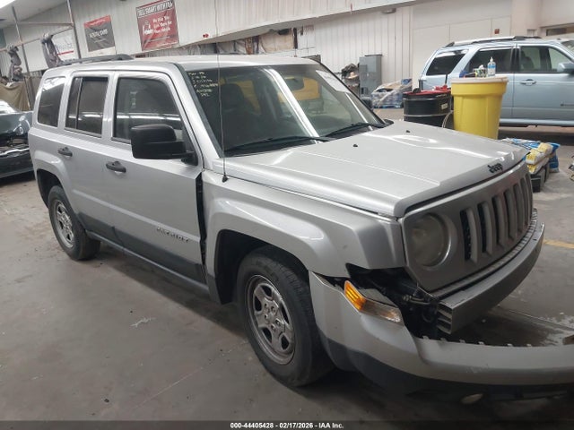 Salvage Jeep Patriot Image