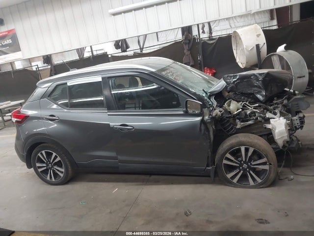 Nissan Kicks Sv