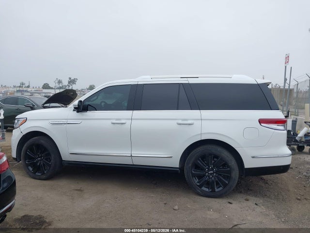 Lincoln Navigator Reserve